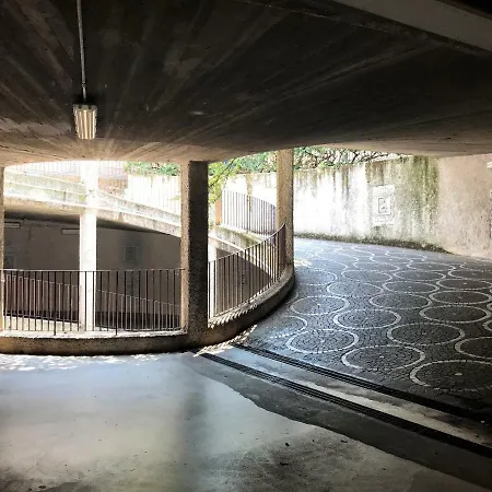 Adiacente Piazza Bra Con Parcheggio Privato Apartament